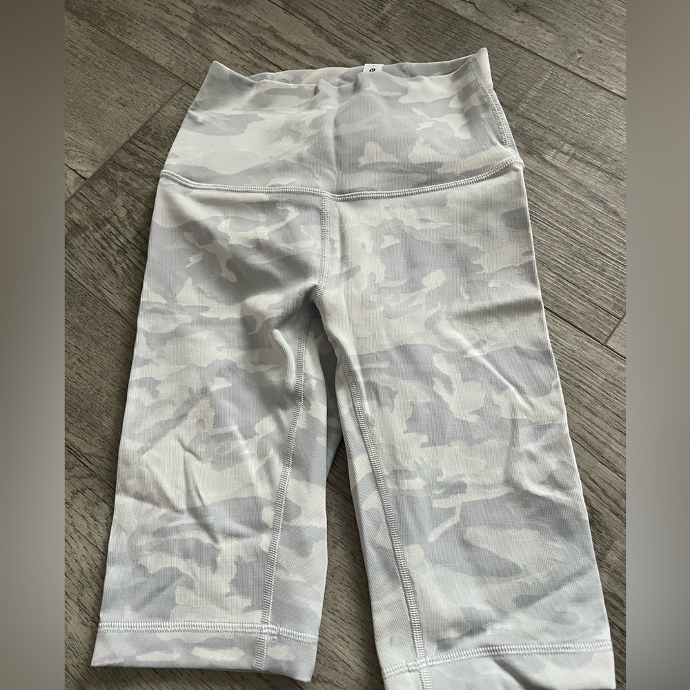 Worn once Lululemon short